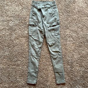 American Eagle army green pants